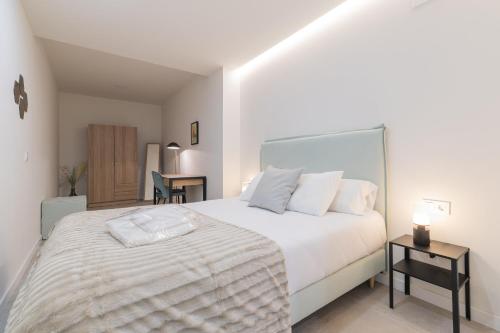 AG7 Loft Valencia Espaciosos estudios con terraza cercanos al metro Zona Ayora