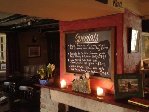 Old Coach House At The Golden Lion - main image