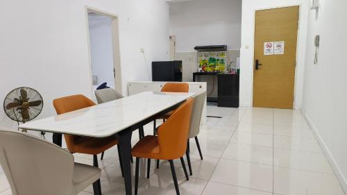 No 17 The Sten Puchong IOI Mall No 17 The Sten Puchong IOI Mall