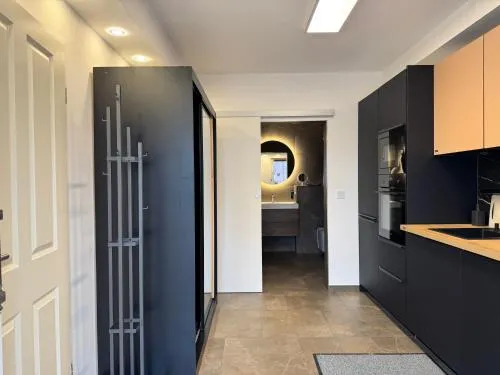 Modern House Gehrden 2, bis 4 Person, Contactless Check-in, free parking, Vollsaniert und Renoviert Dezember 2024 in Gehrden, Deutschland