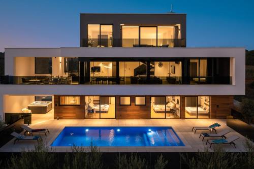 Villa with Private Pool