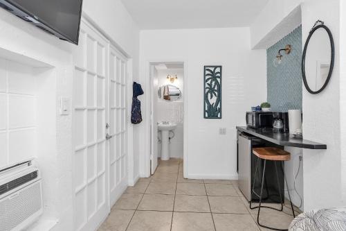 Private Studio in Little Havana, Майами (фото 3)