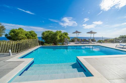 Villa Niki with swimming pool gîte à louer Ákra Kápros