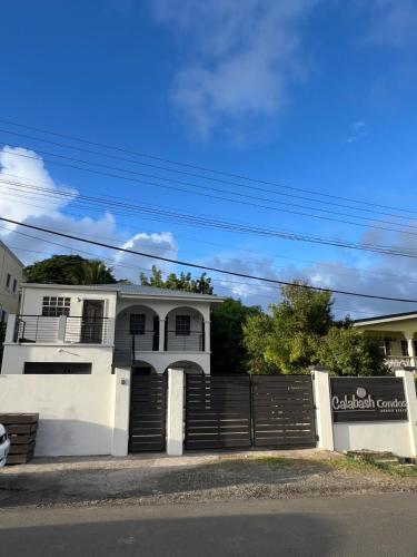 Cozy & Cute Beach Apt Rodney Bay, Родни-Бэй-Виллидж (фото 5)