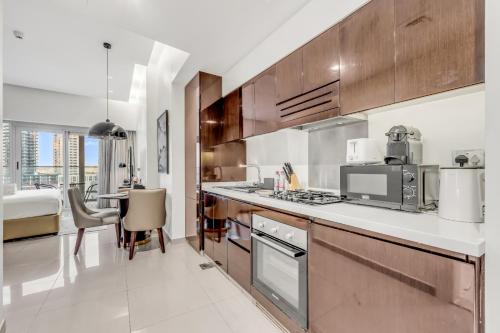 LUX Apt 5 min away from Burj Khalifa & Dubai Mall, Dubai (photo 9)