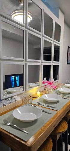 2 Bedroom Mall of Asia and Airport, Manila (photo 4)