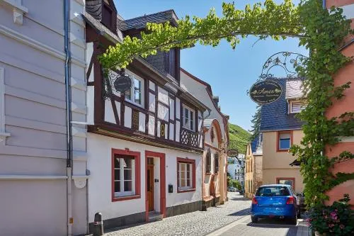 Winzerhaus 1658 - Ferienwohnung und Apartments in Zeltingen-Rachtig, Deutschland