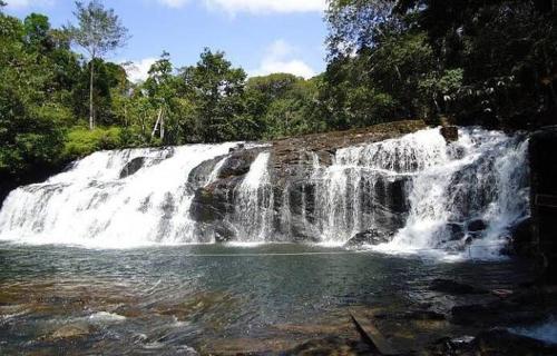Casa Deixe-se Baleiar na vila de Serra Grande in อิตาคาเร่