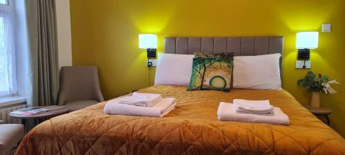 Torland Seafront Hotel - all rooms en-suite free parking wifi