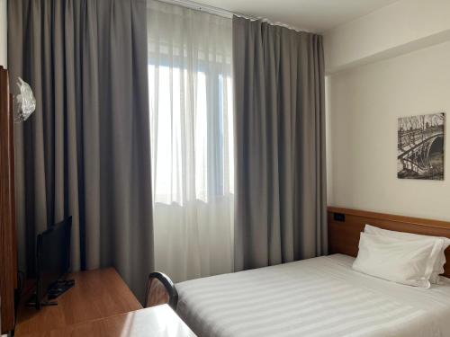 1 double bed
