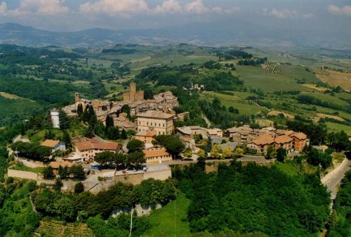 Agriturismo POGGIO PORSENNA - con piscina