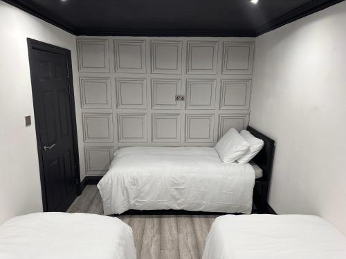 Triple Room near Train Station, Birmingham (photo 6)