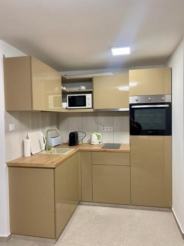 Feherhaz Alkalmi Szallo in เตตเย