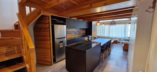 ห้องครัว, Complejo Base 41 in เซโร กาเตดราล