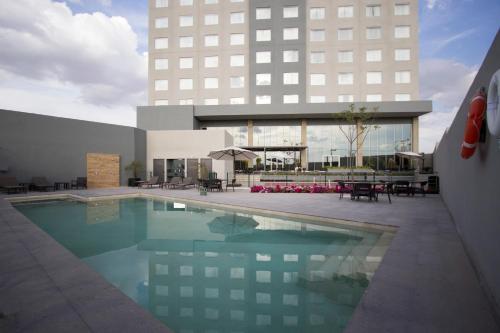 Bassein, Fiesta Inn Suites Aeropuerto del Bajio in Nuevo México (Guanajuato)