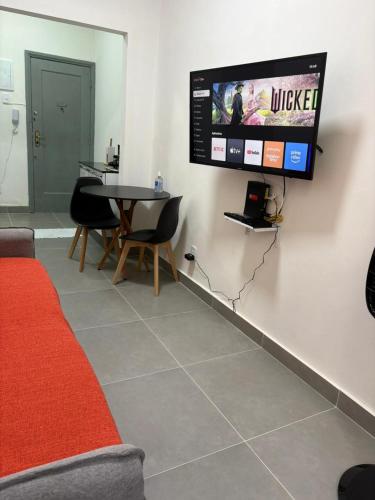One-Bedroom Apartment image 6