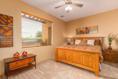 Desert Foothils Private Resort Oasis