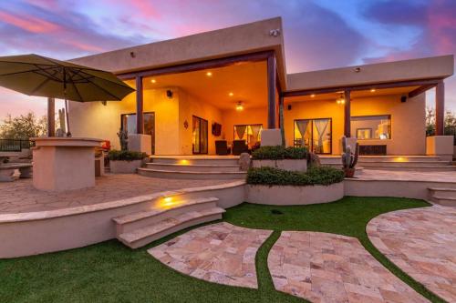 Desert Foothils Private Resort Oasis