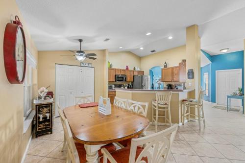 House near Jensen Beach! With Game Room and Sunroom