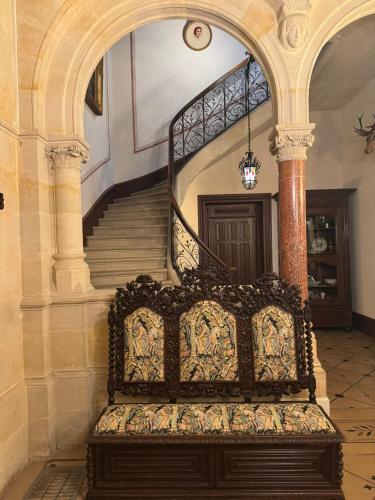 Chateau Moncassin 3