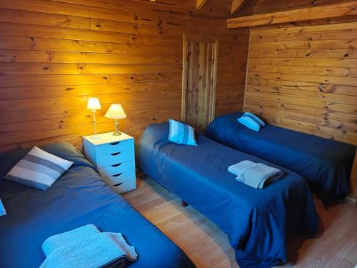 Three-Bedroom House image 4