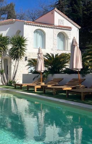 Luxury Riviera Villa* short walk to beach & center gîte à louer Cagnes-sur-Mer