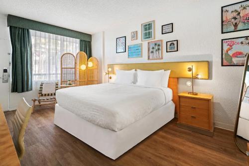 room detail thumbnail 0