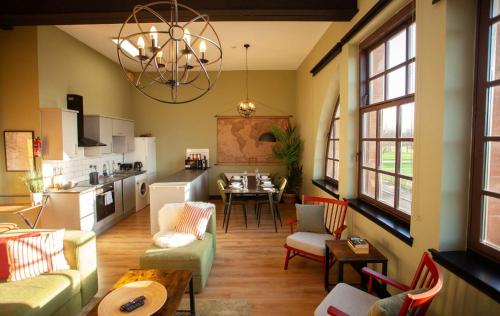 Picture of Glasgow Green Getaway With Free Parking