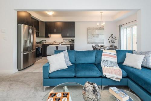 Luxury Living 5 mins from the Falls