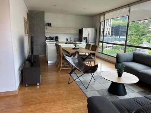 Amazing 3 bedroom near Provenza- El Poblado 701, Medellín (fotografie 9)