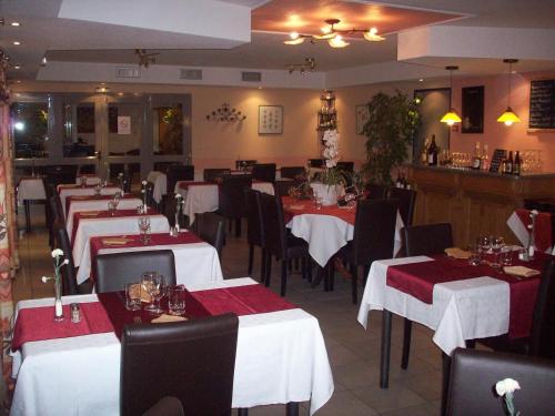 Restaurant, Kimotel Epone-Flins in Epone