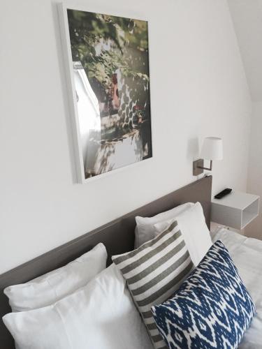 2 twin beds