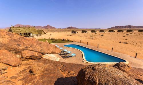 Yüzme havuzu, Desert Quiver Camp in Sesriem