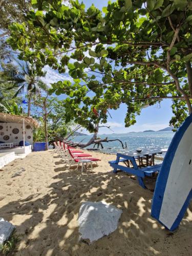 Surrounding environment, secret garden family house in Koh Chang Tai