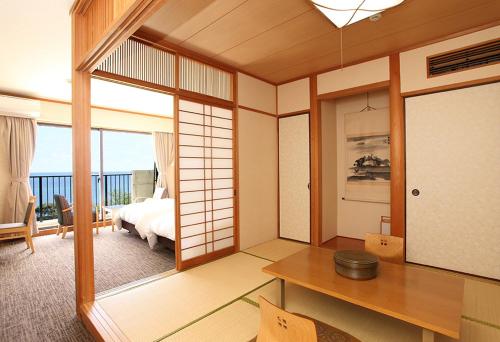 Tsushima Grand Hotel - Photo 4