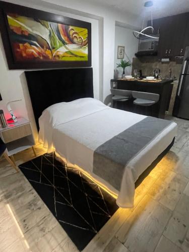 Pretty & Modern Private Studio 202