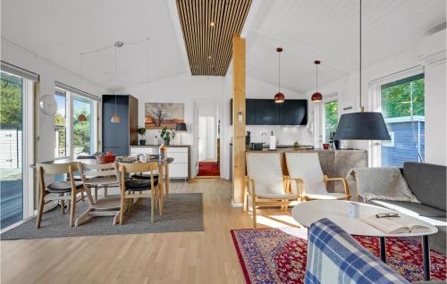  Amazing Home In Bogø By With Wifi in Bogø By