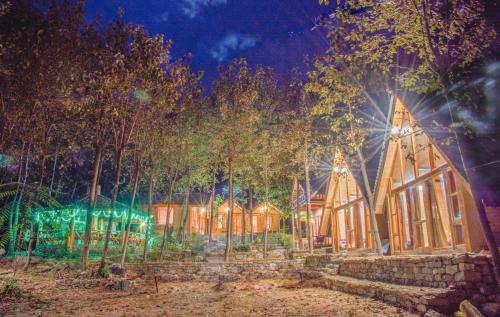 Viesnīcas āriene, Eco-Himalayas Cottages - Tirthan Valley in Gushaini