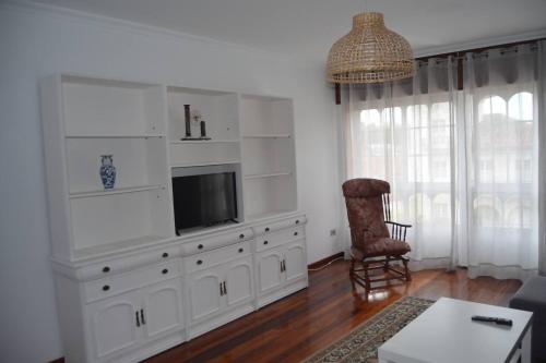 Precioso apartamento de 3 habitaciones en Cabañas. (Precioso apartamento de 3 habitaciones en Cabanas.) in Cabanas