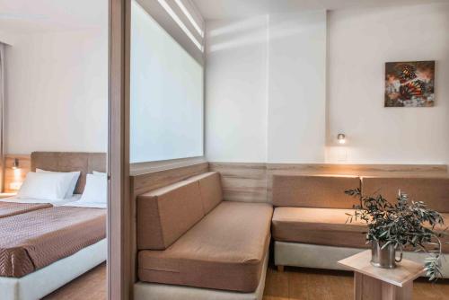 Gerona Mare Apartments - image 9