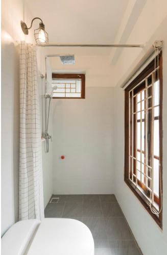 Humi Housing  - 화장실