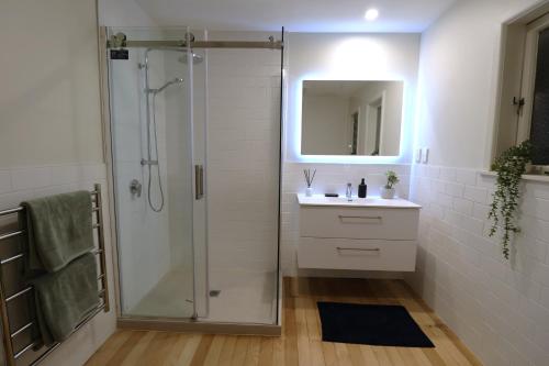 Cozy Family Home 10min to Airport and Pet friendly, Auckland (Foto 10)