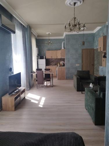 Отличная квартира в центре Ванадзора, Vanadzor (photo 3)
