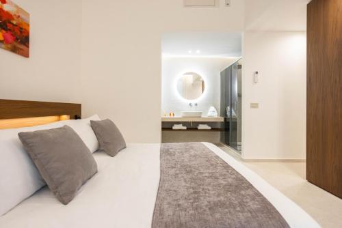 Nora's Suites