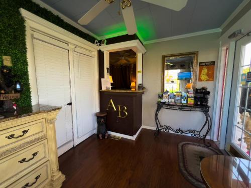 Előcsarnok, American Boutique Inn - Lakeview in Mackinaw Városközpont