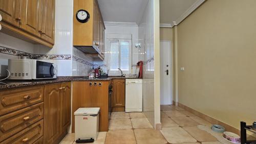 Casa Palmeral Oasis with Pool in Los Nietos