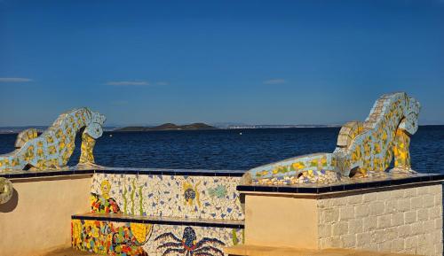 Casa Palmeral Oasis with Pool in Los Nietos