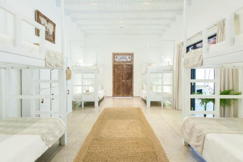 We Escape Room Type - 8 Bed Dormitory