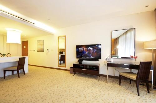 Emaar Residence-fashion avenue- spacious studio for monthly, Dubaï (photo 8)