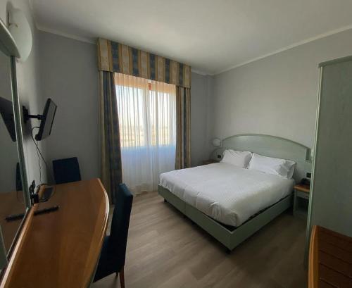 1 queen bed